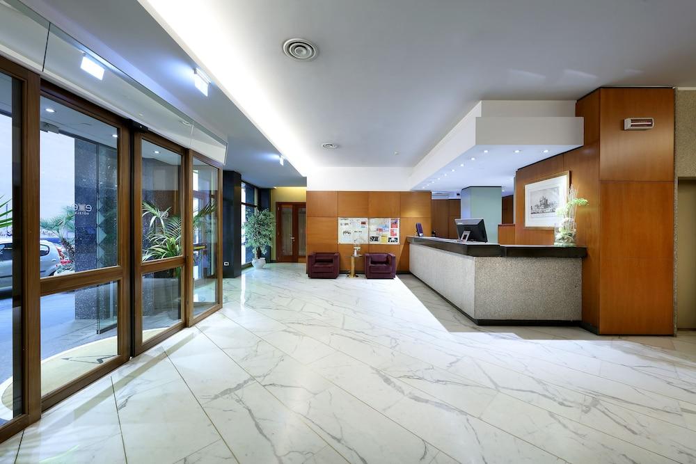 Exe Majestic Hotel Naples Exterior photo